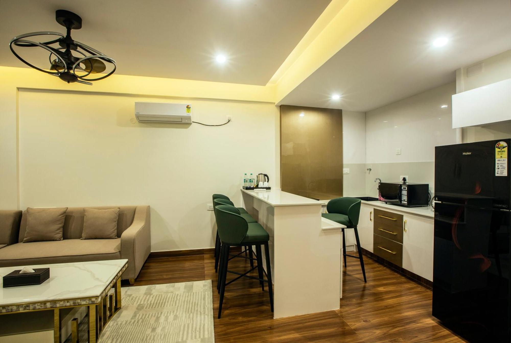 Hotel Sterling Plaza- Bangalore International Airport Dod Jala Екстер'єр фото